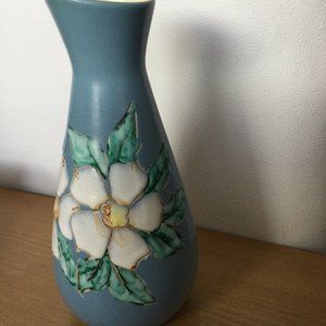 Handmade vase blue wit white flower dogwood